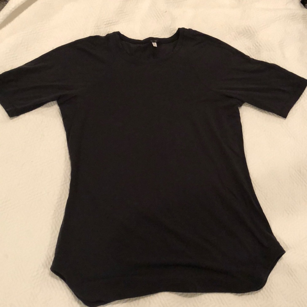 Lululemon Athletica black T-shirt